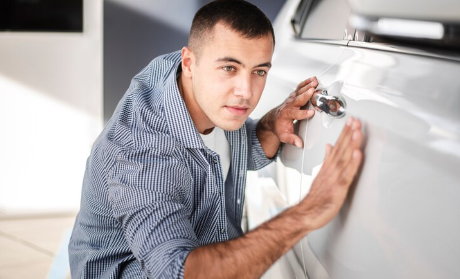 Wie Hagelschadenreparatur Ihr Auto wieder wie neu macht